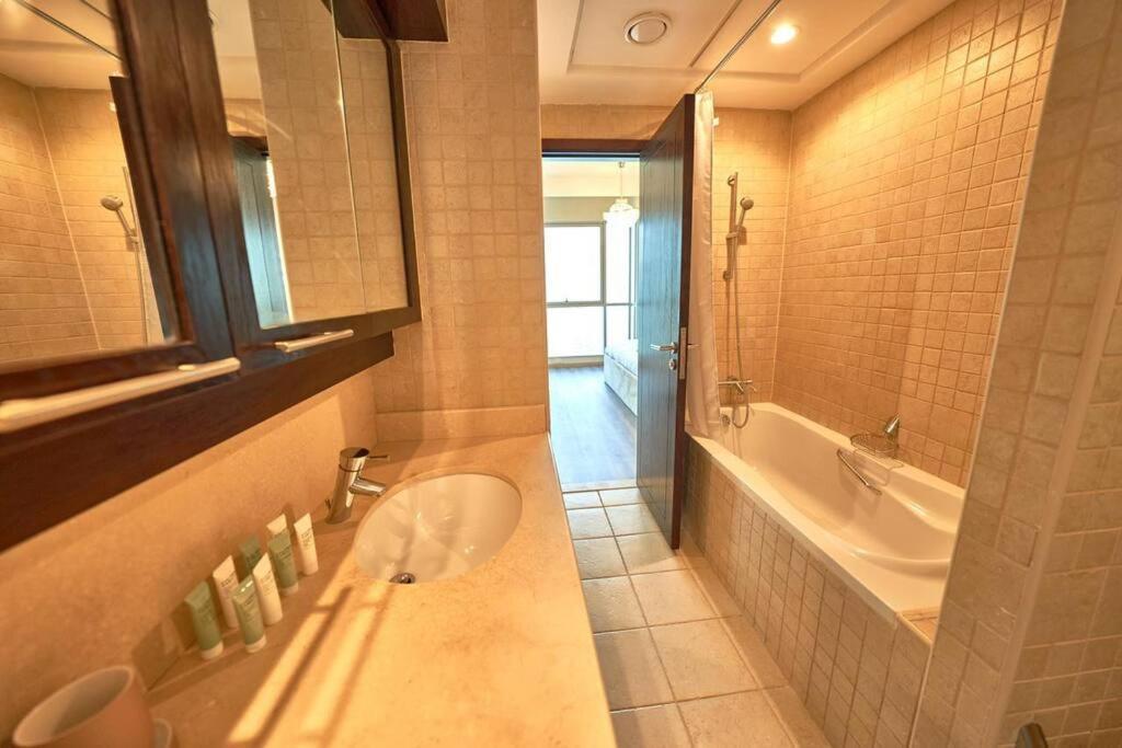Magnificent Luxury 3Br With Amazing Burj & Fountain View Apartamento Dubai Exterior foto